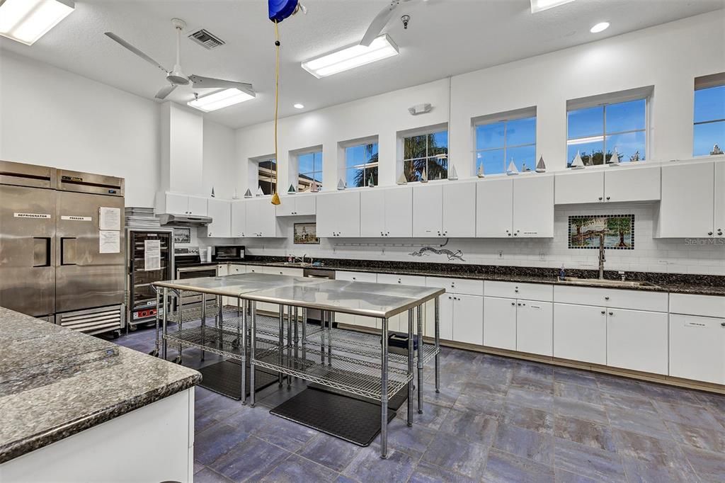 For Rent: $1,950 (2 beds, 2 baths, 1220 Square Feet)