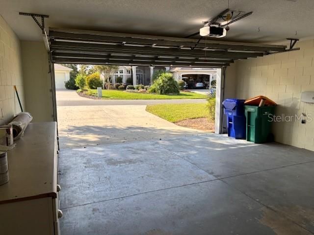 For Rent: $1,950 (2 beds, 2 baths, 1220 Square Feet)