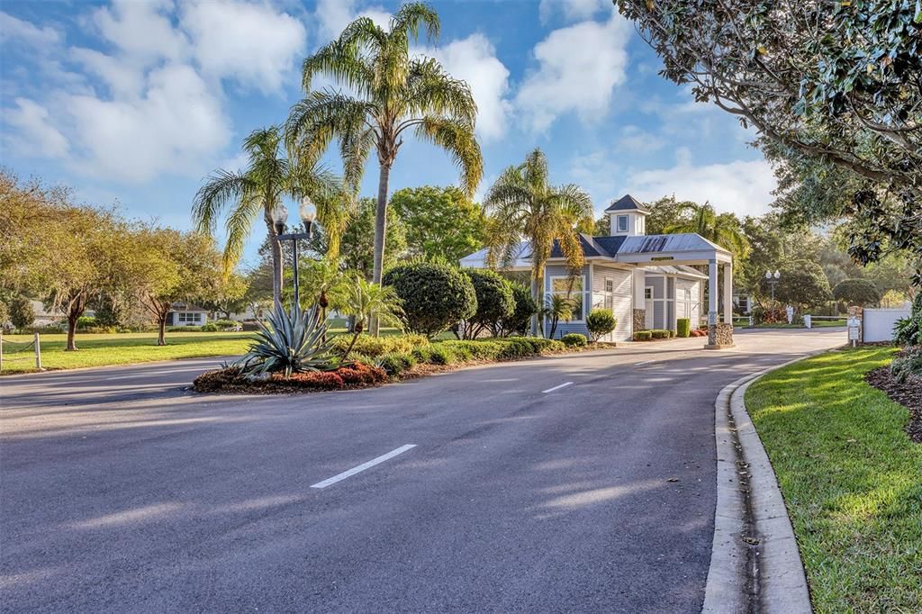 For Rent: $1,950 (2 beds, 2 baths, 1220 Square Feet)