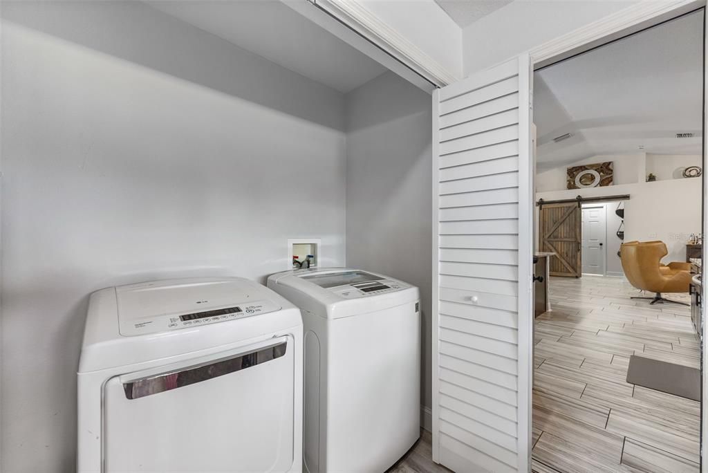 待售: $420,000 (3 贝兹, 2 浴室, 1685 平方英尺)