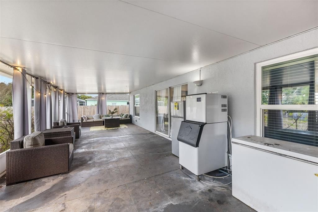 待售: $420,000 (3 贝兹, 2 浴室, 1685 平方英尺)