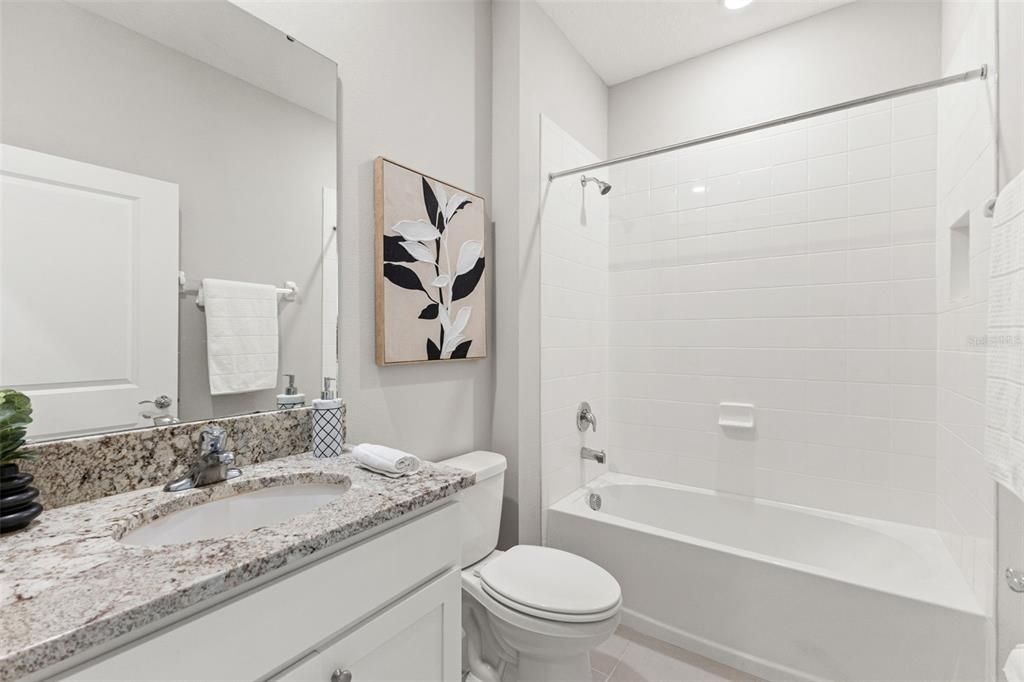 待售: $439,900 (4 贝兹, 2 浴室, 2090 平方英尺)