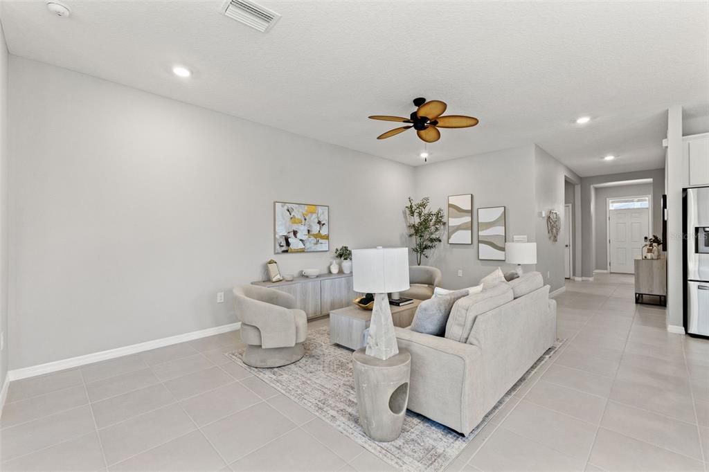 待售: $439,900 (4 贝兹, 2 浴室, 2090 平方英尺)