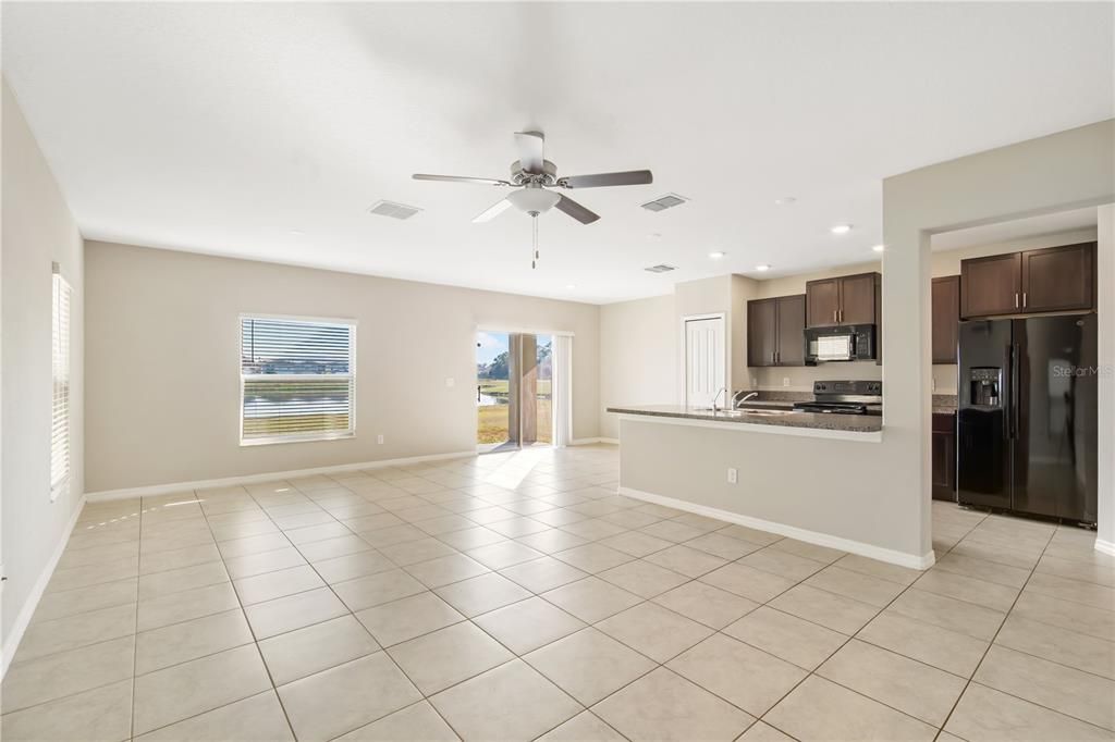 For Rent: $2,499 (4 beds, 2 baths, 1805 Square Feet)