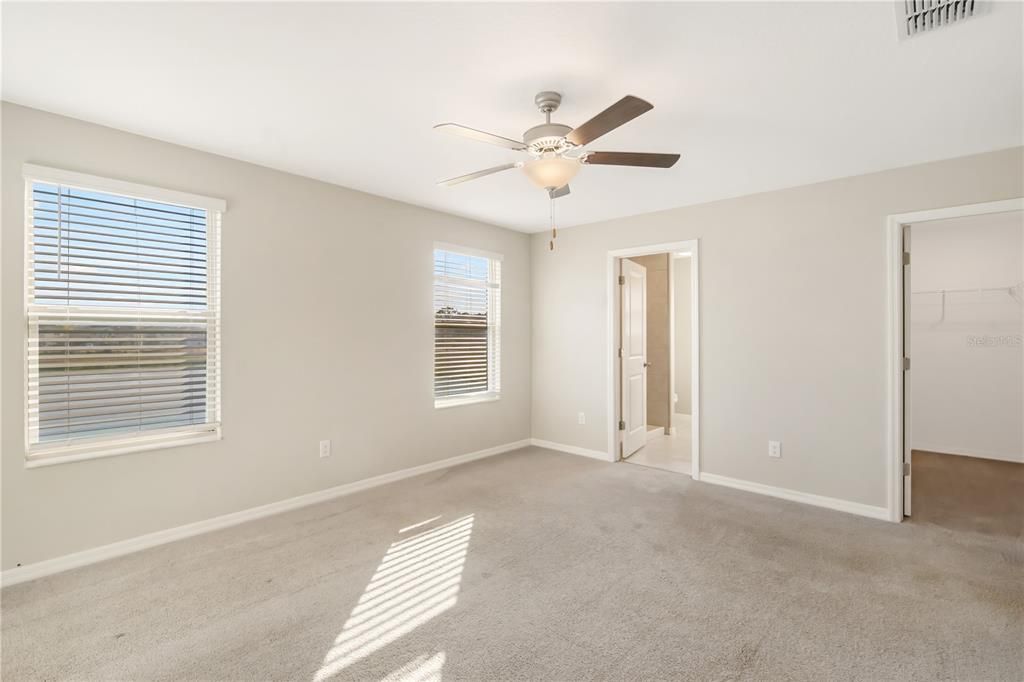 For Rent: $2,499 (4 beds, 2 baths, 1805 Square Feet)