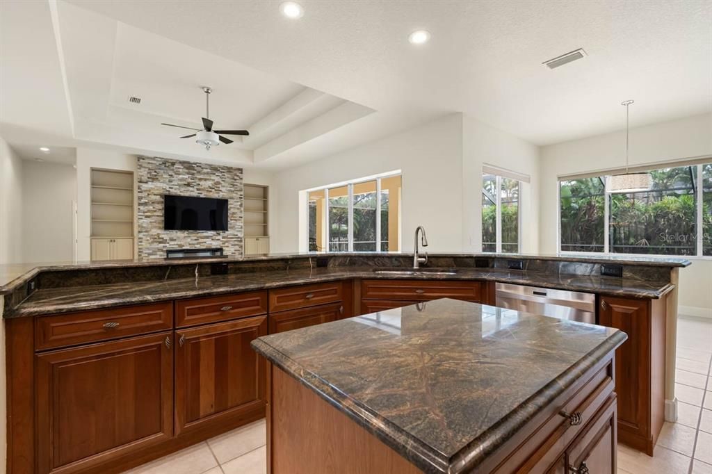 В аренду: $3,800 (4 спален, 3 ванн, 2303 Квадратных фут)