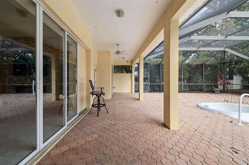 В аренду: $3,800 (4 спален, 3 ванн, 2303 Квадратных фут)