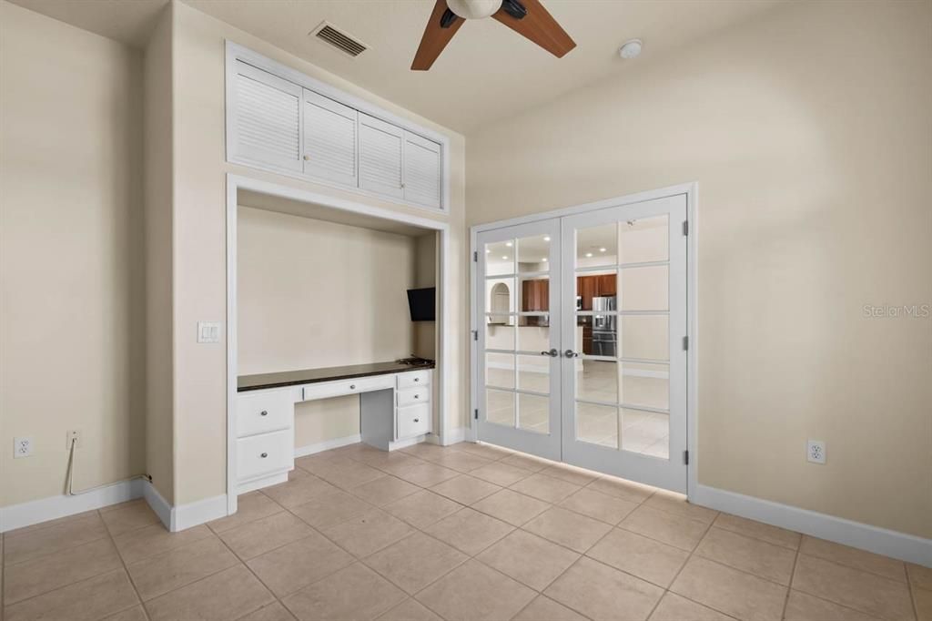 В аренду: $3,800 (4 спален, 3 ванн, 2303 Квадратных фут)