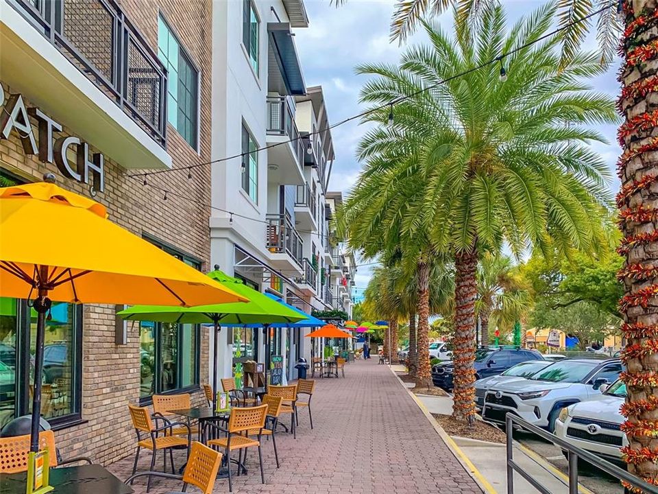 For Sale: $229,000 (1 beds, 1 baths, 818 Square Feet)