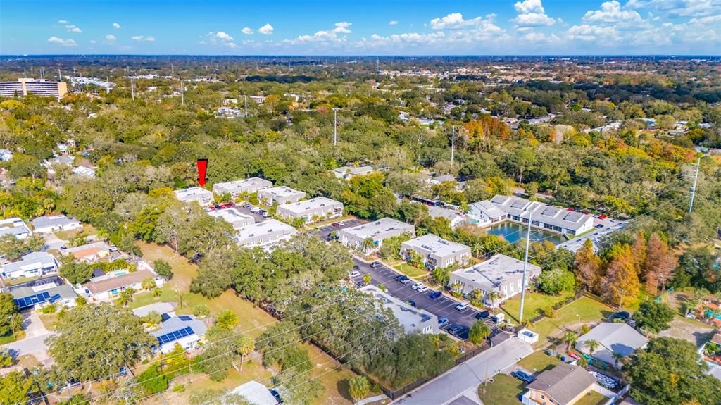 For Sale: $229,000 (1 beds, 1 baths, 818 Square Feet)