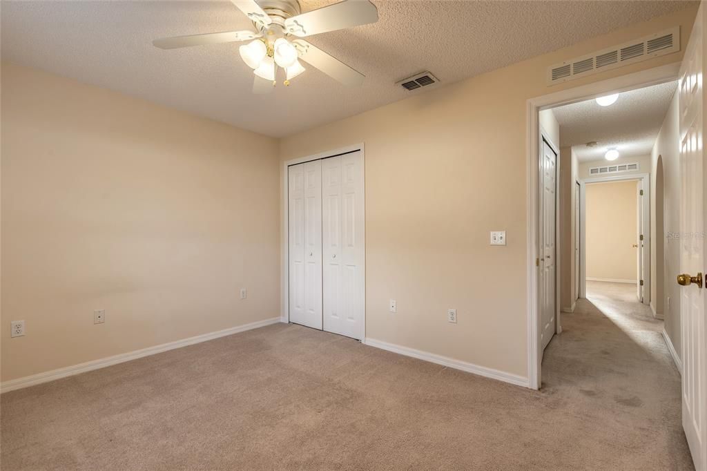 На продажу: $330,000 (3 спален, 2 ванн, 1332 Квадратных фут)