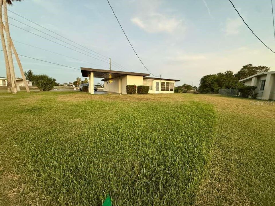 For Rent: $1,650 (2 beds, 2 baths, 1172 Square Feet)