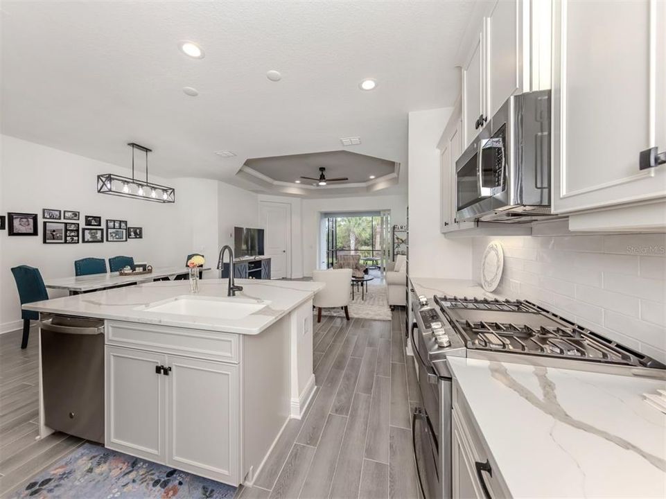 待售: $399,000 (2 贝兹, 2 浴室, 1524 平方英尺)