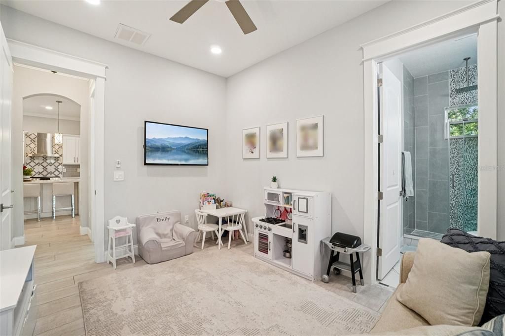 На продажу: $1,250,000 (4 спален, 3 ванн, 2619 Квадратных фут)