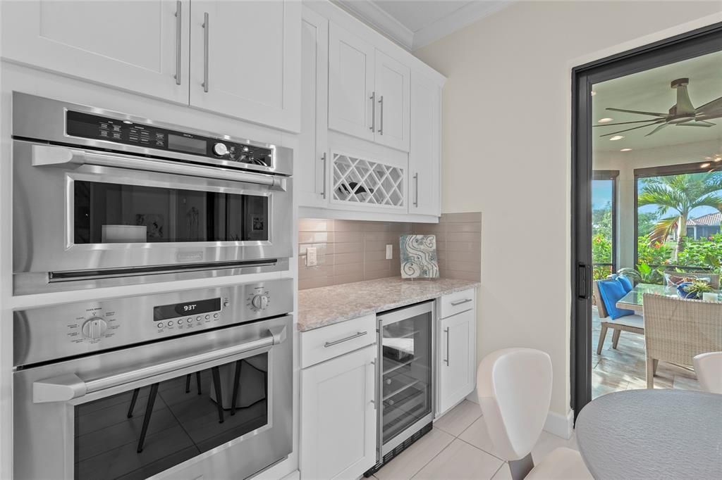 For Sale: $1,175,000 (3 beds, 3 baths, 2383 Square Feet)