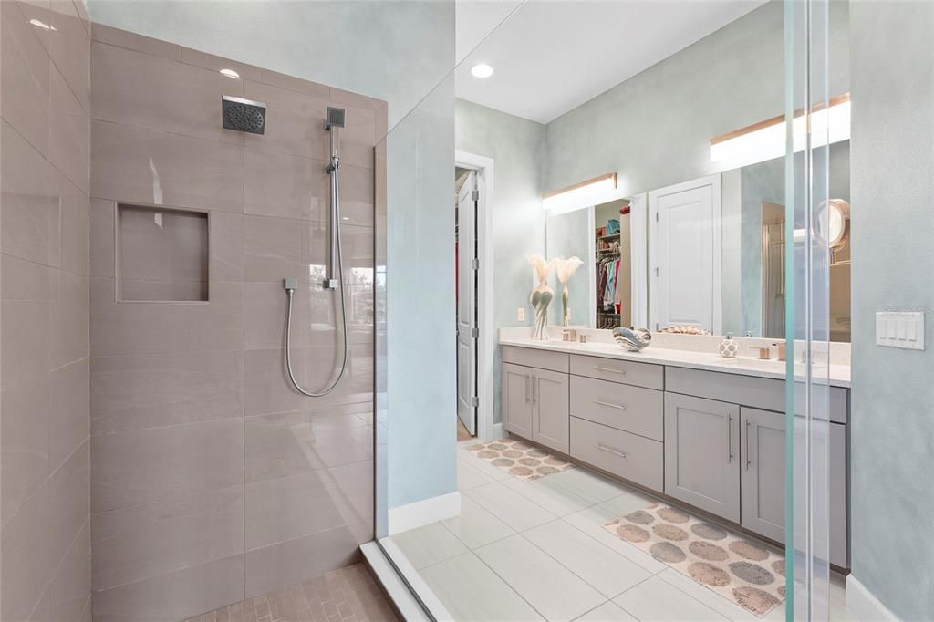 For Sale: $1,175,000 (3 beds, 3 baths, 2383 Square Feet)