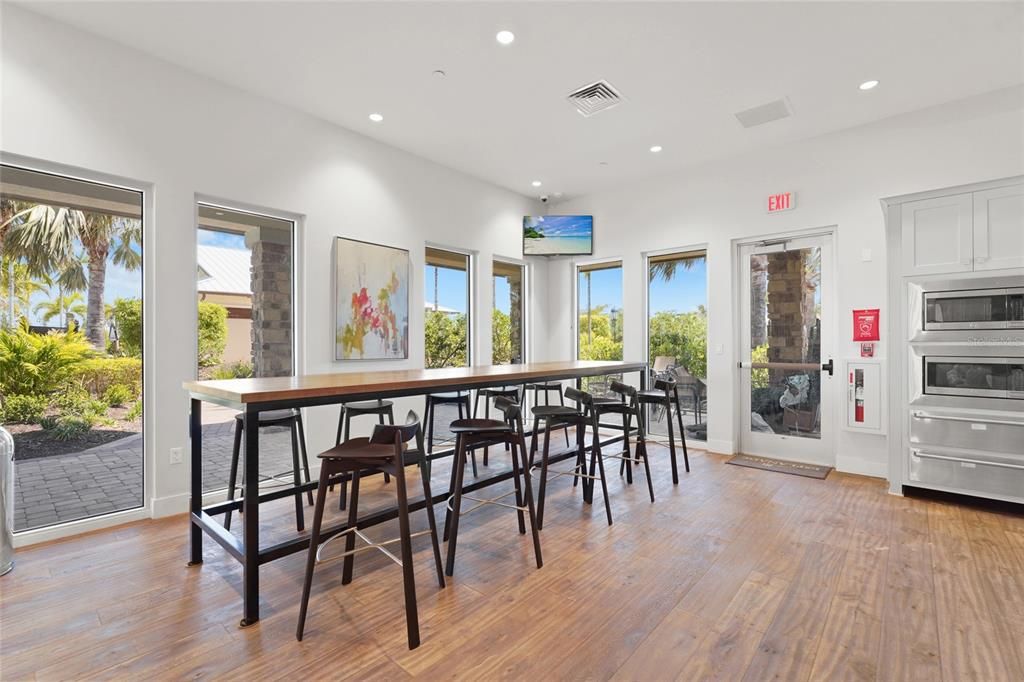 For Sale: $1,175,000 (3 beds, 3 baths, 2383 Square Feet)