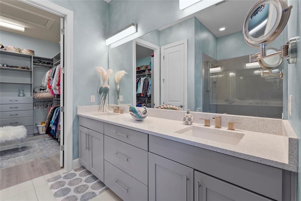 For Sale: $1,175,000 (3 beds, 3 baths, 2383 Square Feet)