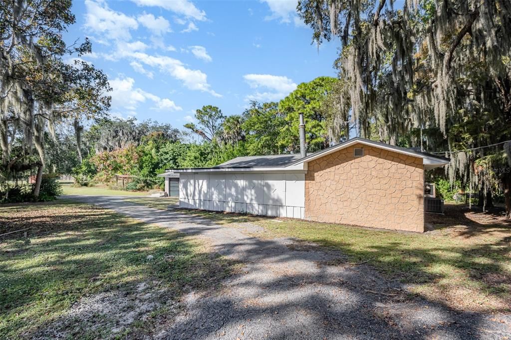 待售: $230,000 (2 贝兹, 2 浴室, 1176 平方英尺)