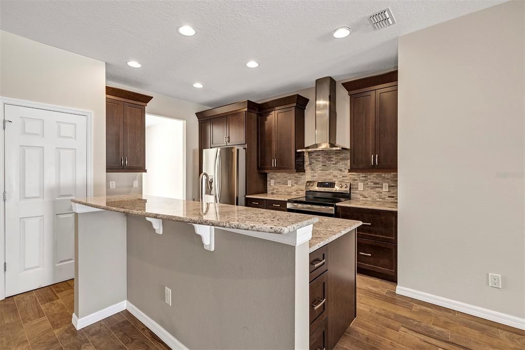 For Rent: $2,985 (3 beds, 2 baths, 2180 Square Feet)