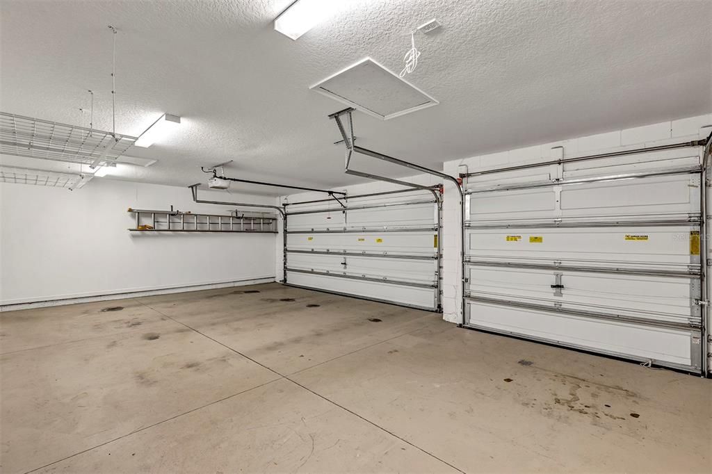 For Rent: $2,985 (3 beds, 2 baths, 2180 Square Feet)