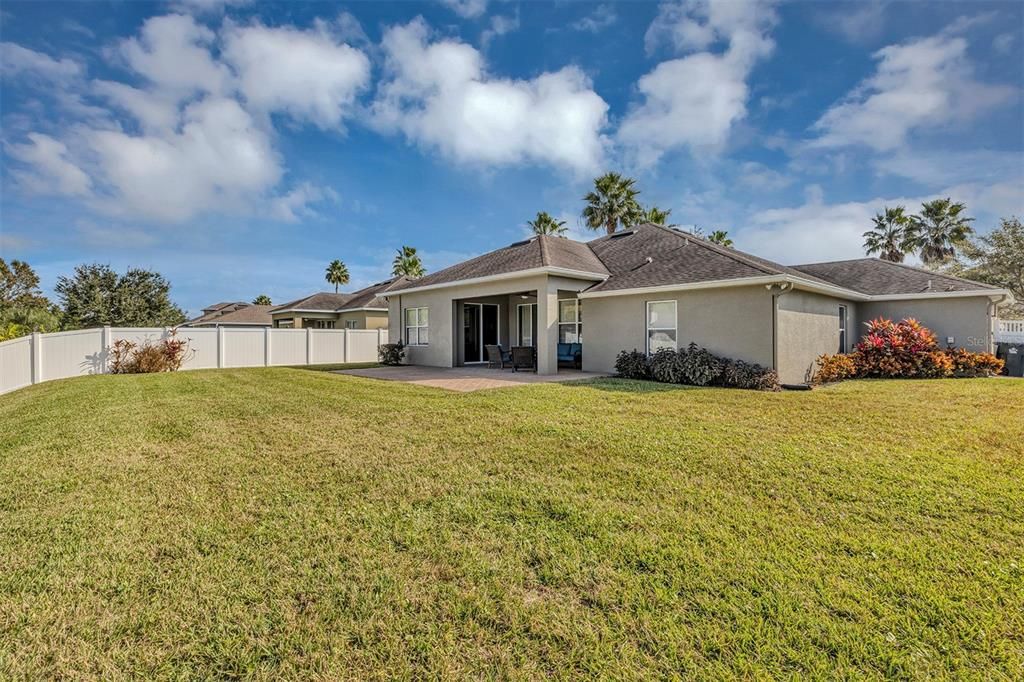 For Rent: $2,985 (3 beds, 2 baths, 2180 Square Feet)