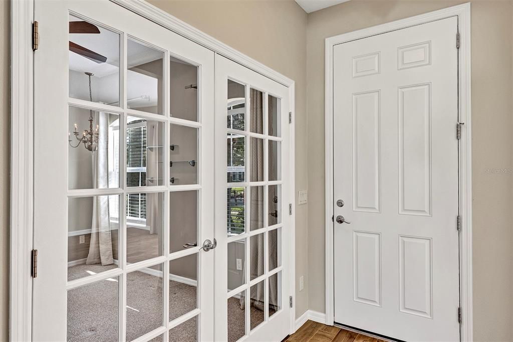 For Rent: $2,985 (3 beds, 2 baths, 2180 Square Feet)