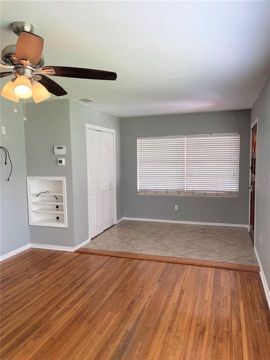 For Rent: $2,195 (3 beds, 2 baths, 1323 Square Feet)