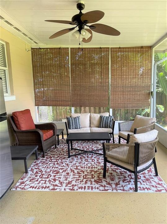 For Rent: $2,195 (3 beds, 2 baths, 1323 Square Feet)