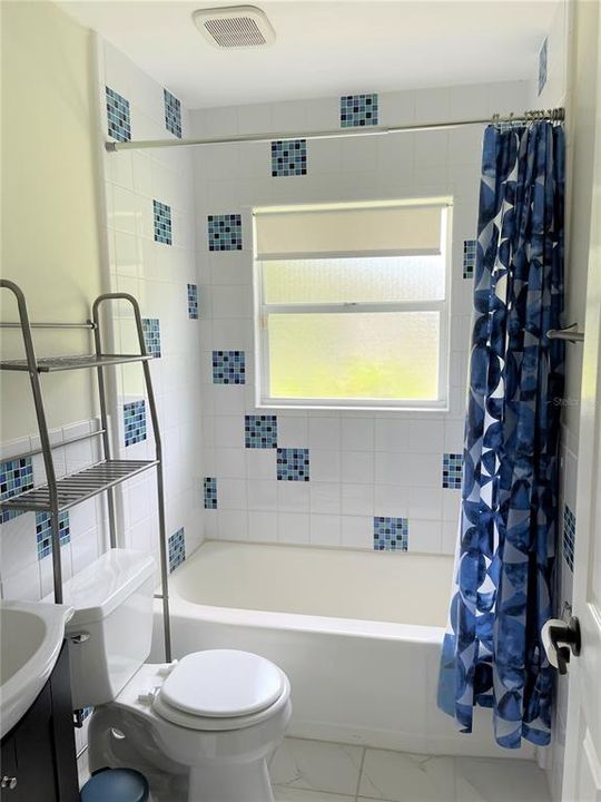 For Rent: $2,195 (3 beds, 2 baths, 1323 Square Feet)