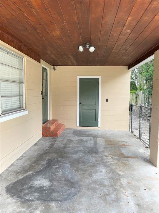 For Rent: $2,195 (3 beds, 2 baths, 1323 Square Feet)