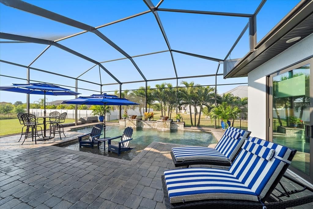 En Venta: $879,000 (3 camas, 2 baños, 2302 Pies cuadrados)