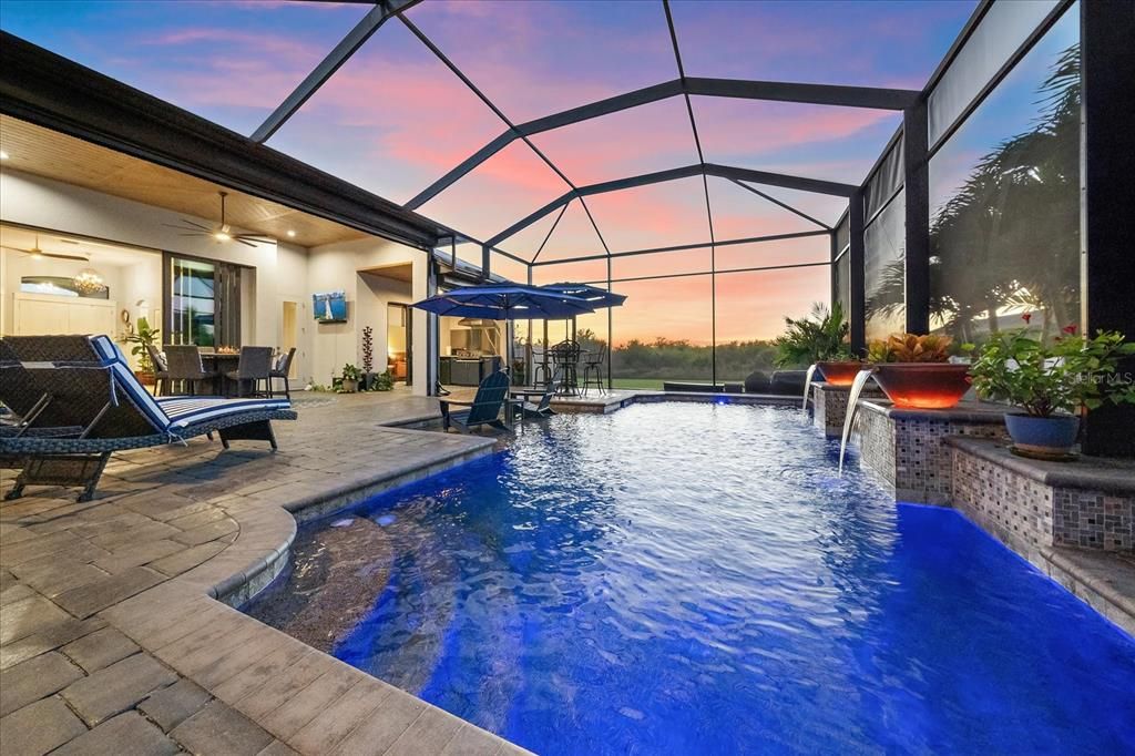 En Venta: $879,000 (3 camas, 2 baños, 2302 Pies cuadrados)