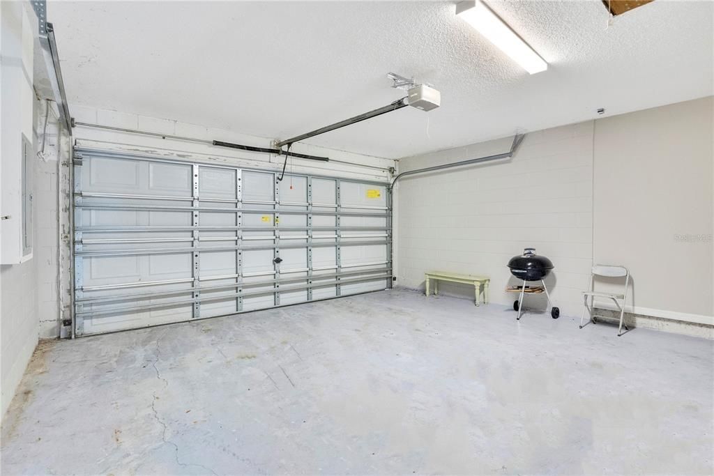 待售: $389,000 (4 贝兹, 2 浴室, 1836 平方英尺)