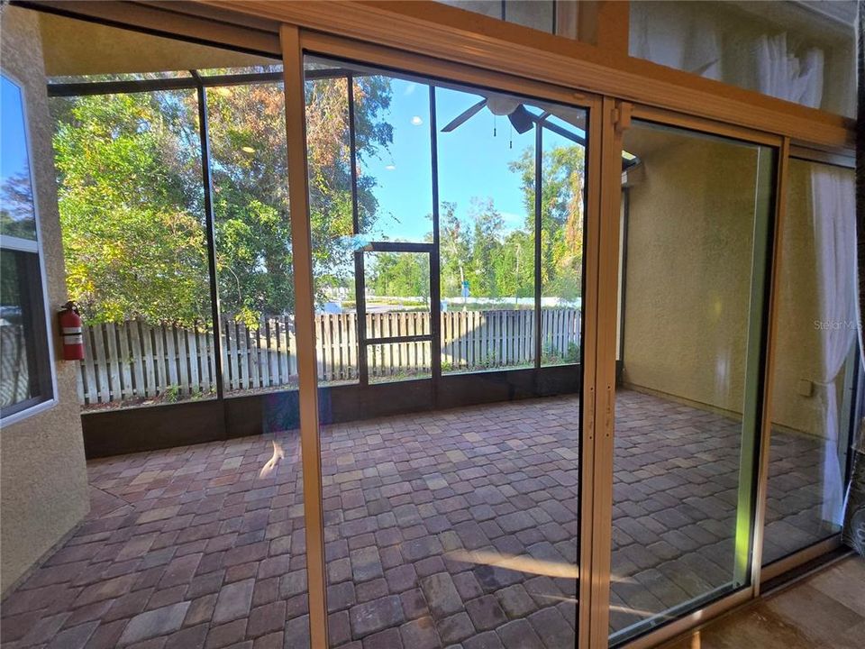 For Rent: $2,975 (5 beds, 3 baths, 2876 Square Feet)