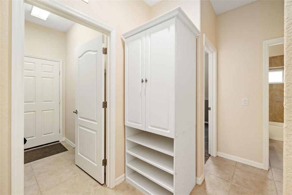 For Sale: $527,000 (3 beds, 2 baths, 2182 Square Feet)