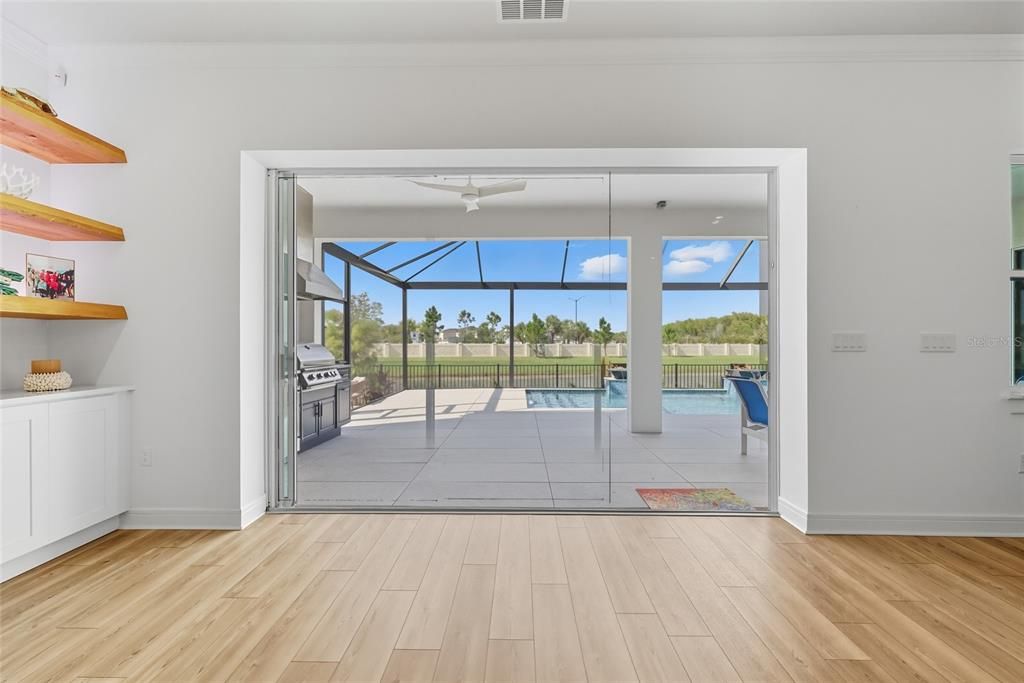 For Rent: $6,895 (6 beds, 5 baths, 5389 Square Feet)