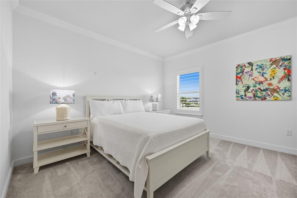 For Rent: $6,895 (6 beds, 5 baths, 5389 Square Feet)