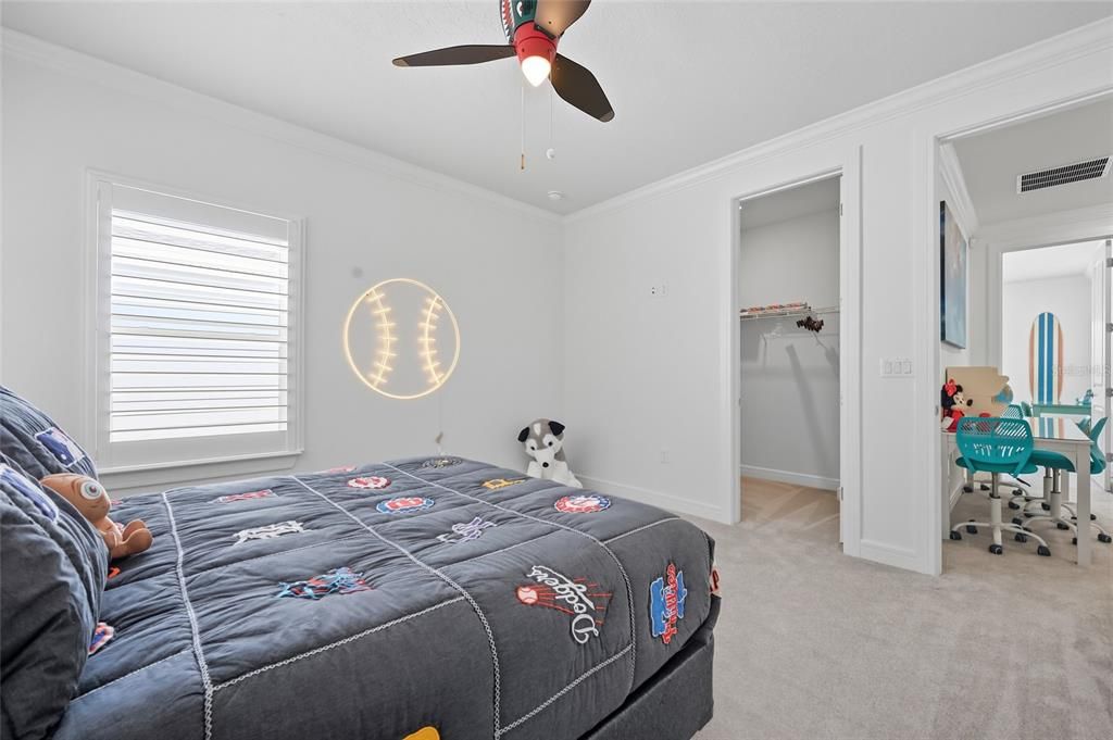 For Rent: $6,895 (6 beds, 5 baths, 5389 Square Feet)