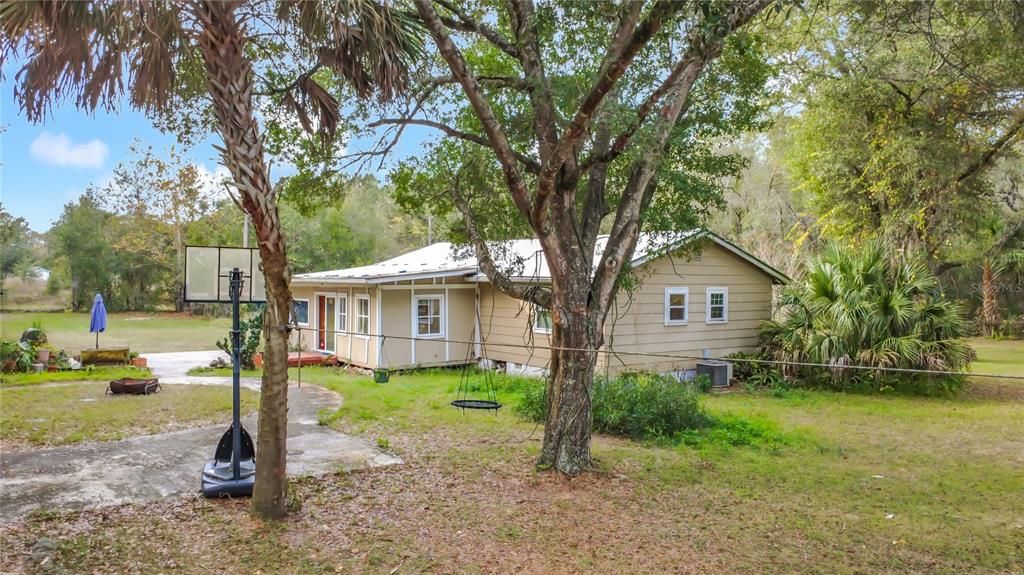 На продажу: $380,000 (3 спален, 2 ванн, 1604 Квадратных фут)