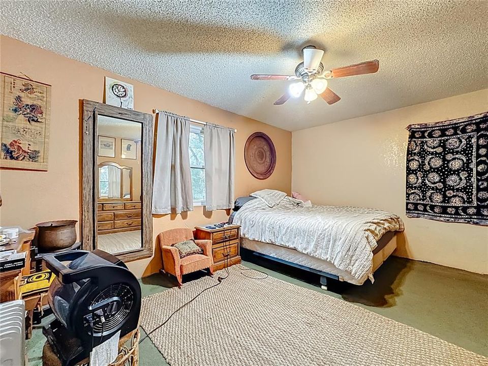 На продажу: $380,000 (3 спален, 2 ванн, 1604 Квадратных фут)