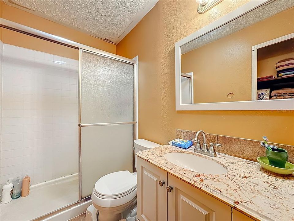 На продажу: $380,000 (3 спален, 2 ванн, 1604 Квадратных фут)