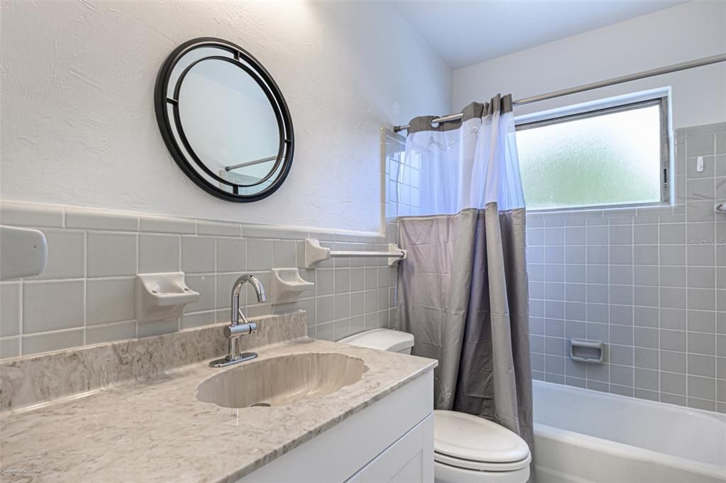 В аренду: $1,595 (2 спален, 2 ванн, 1120 Квадратных фут)