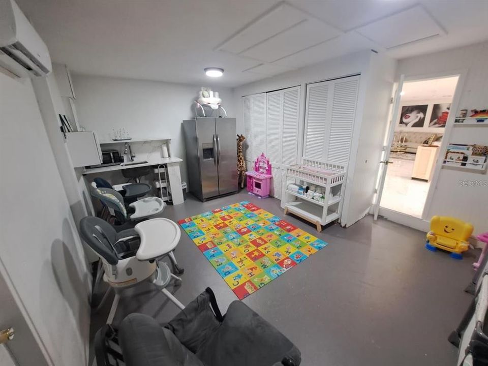 For Sale: $594,900 (4 beds, 3 baths, 1856 Square Feet)