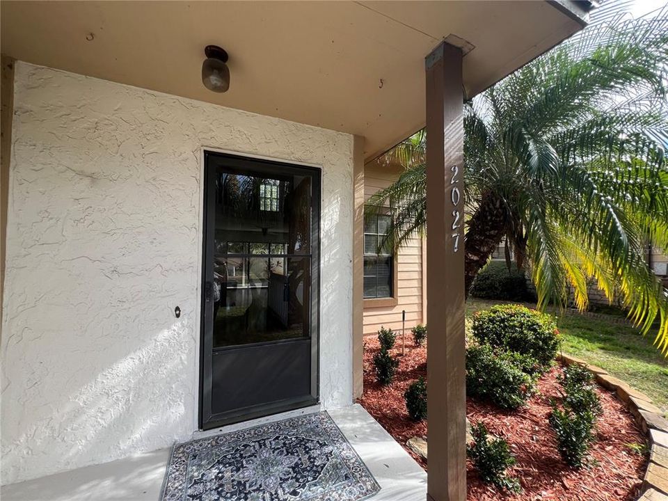 For Sale: $297,000 (2 beds, 2 baths, 1418 Square Feet)