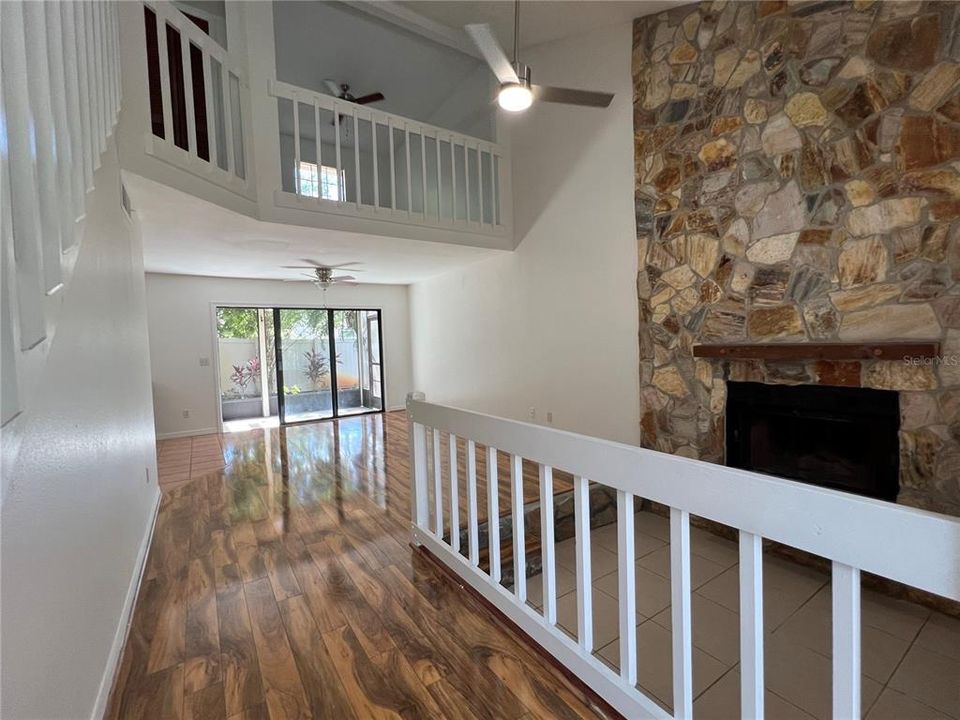 For Sale: $297,000 (2 beds, 2 baths, 1418 Square Feet)