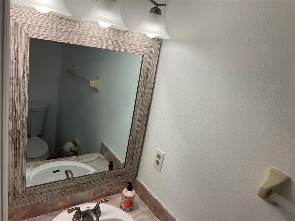 For Sale: $297,000 (2 beds, 2 baths, 1418 Square Feet)