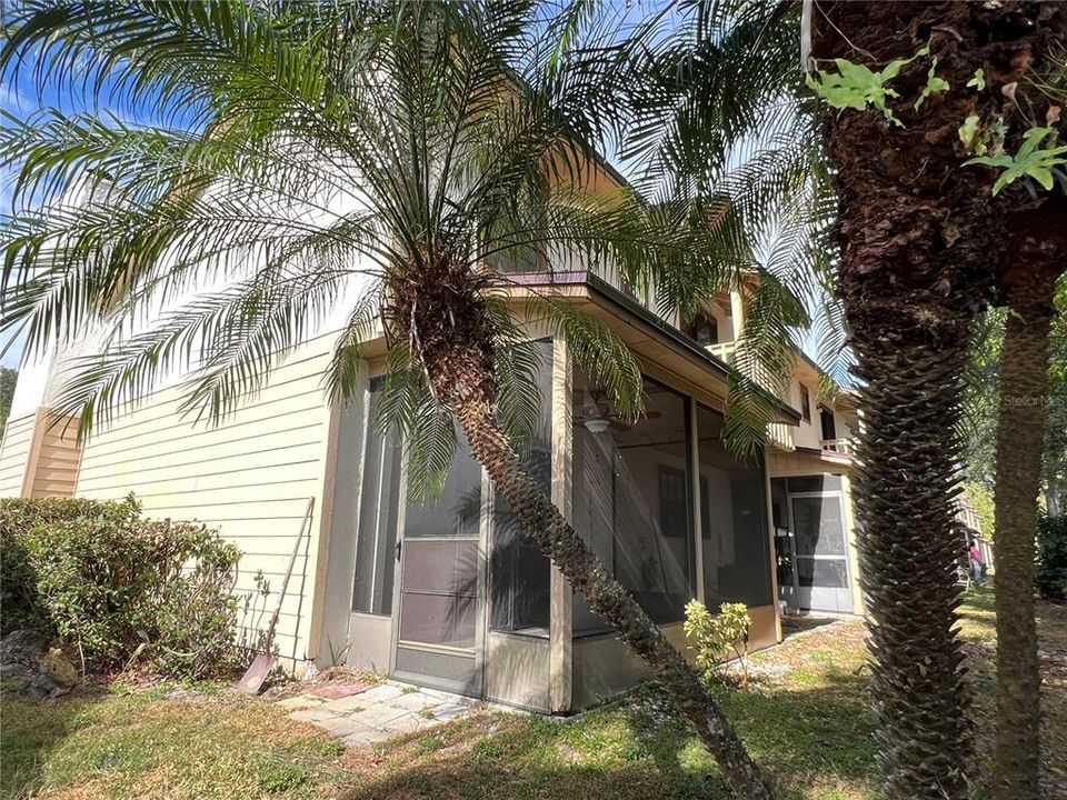 For Sale: $297,000 (2 beds, 2 baths, 1418 Square Feet)