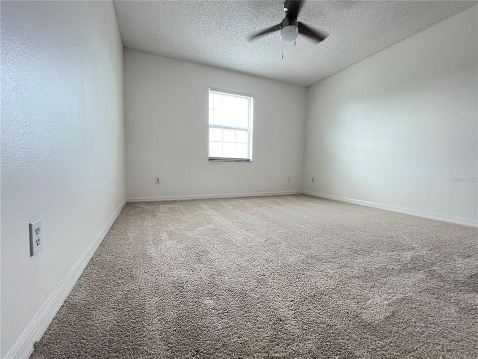 For Sale: $297,000 (2 beds, 2 baths, 1418 Square Feet)