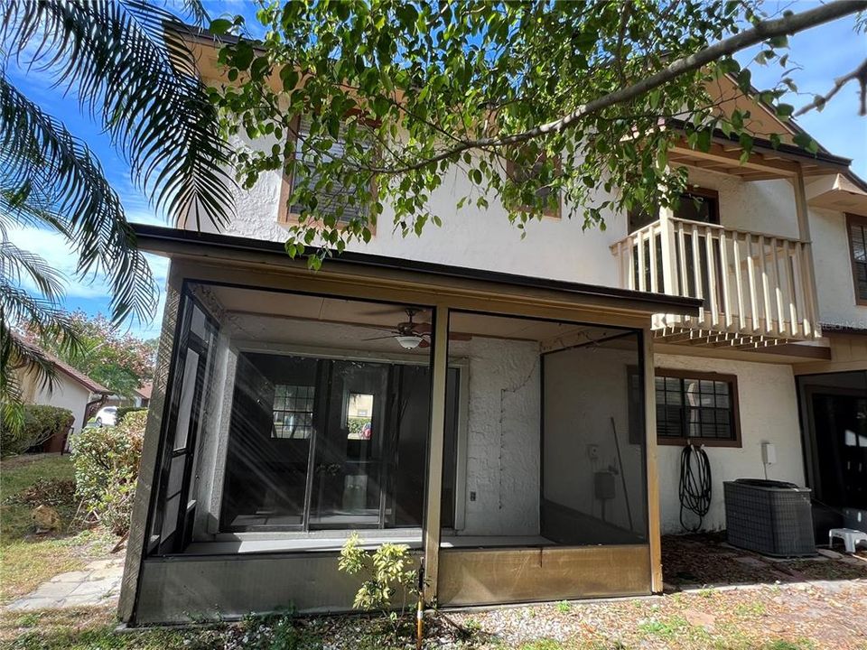 For Sale: $297,000 (2 beds, 2 baths, 1418 Square Feet)